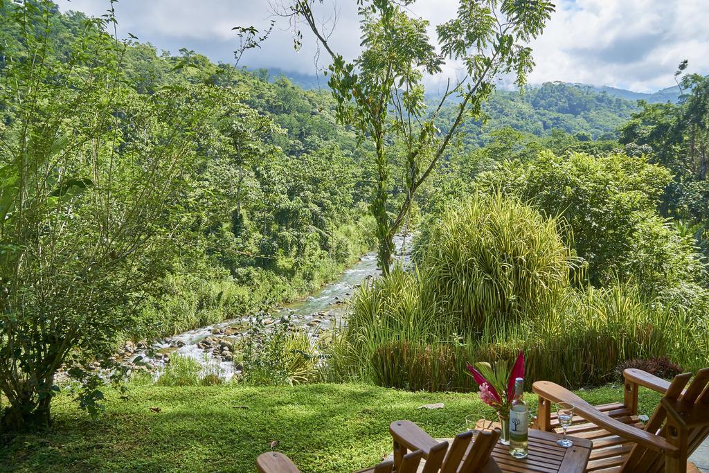 Manoas Bed & Breakfast Uvita Bagian luar foto