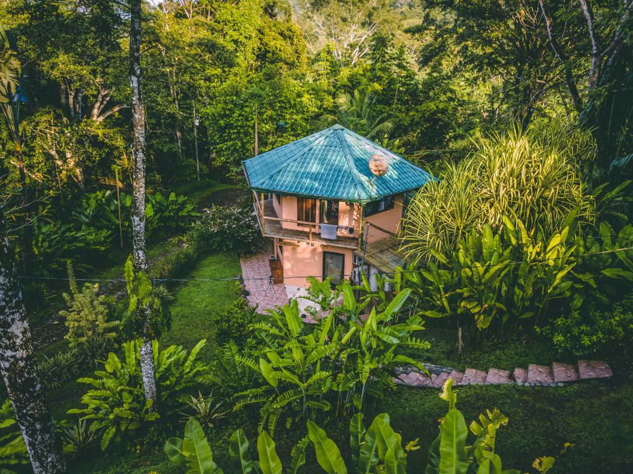 Manoas Bed & Breakfast Uvita Bagian luar foto